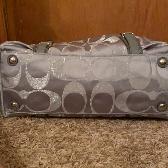 Silver Coach tote - Picture 9 of 13